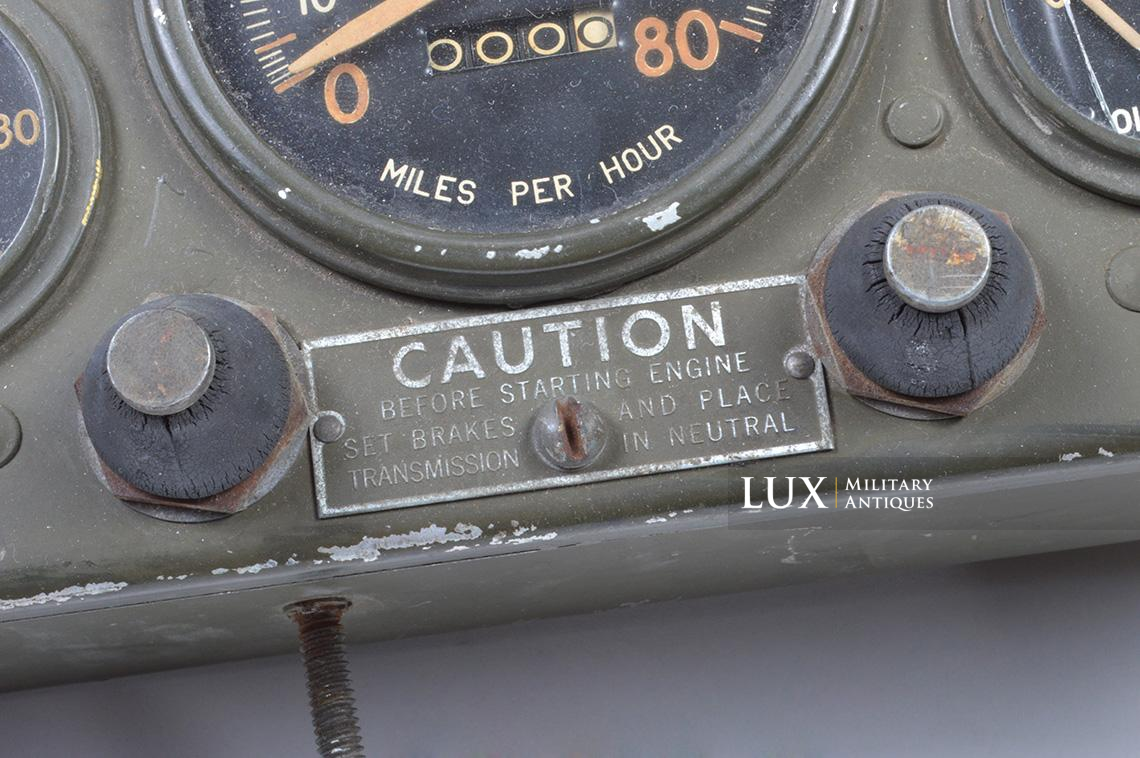 WWII US M3 Instrument Dashboard Panel for the Famous « STUART » tank - photo 8