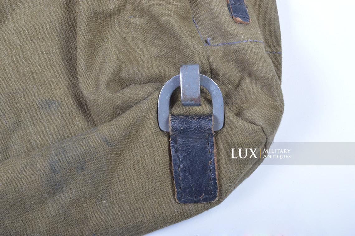 Late-war German combat backpack, unissued condition - photo 17