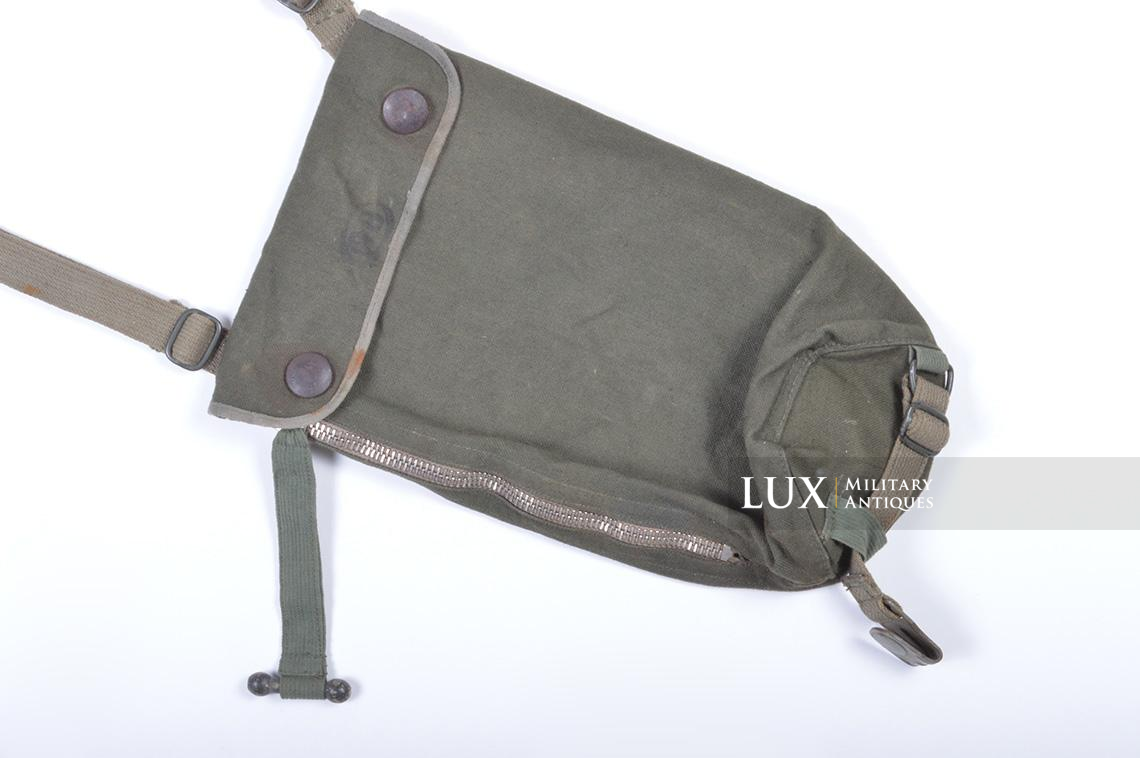 Early-war German paratrooper gas mask carrying bag, « AB » - photo 7