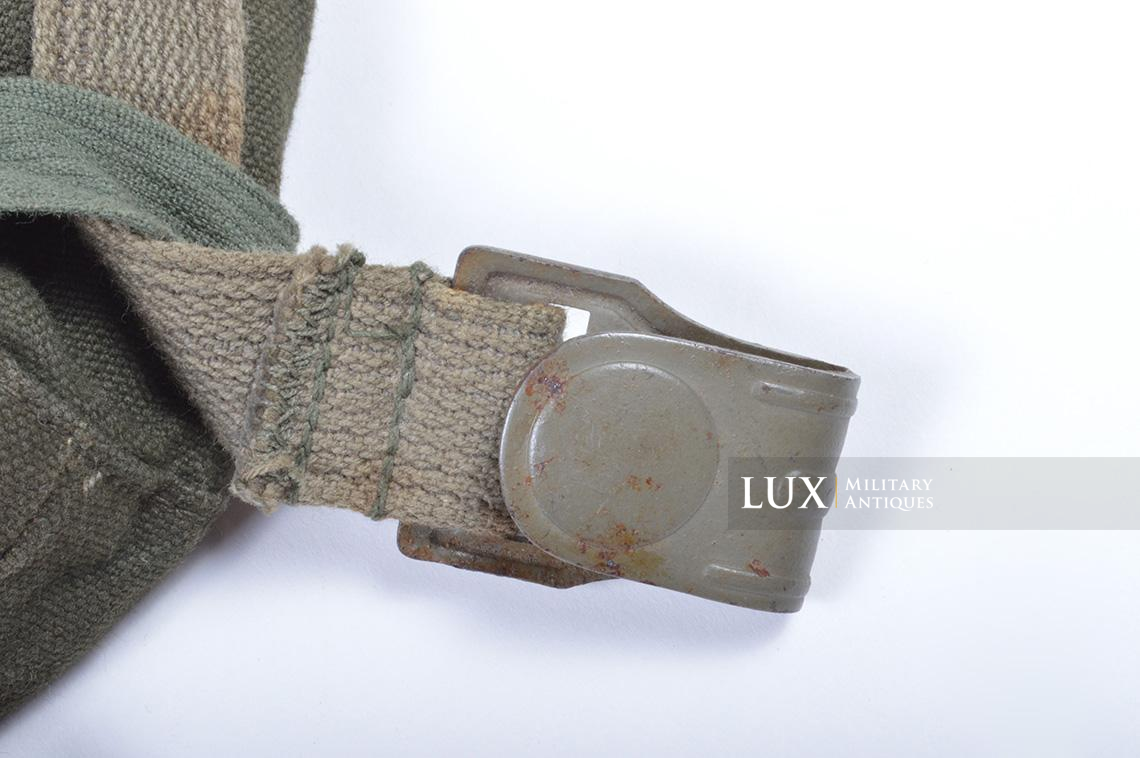 Early-war German paratrooper gas mask carrying bag, « AB » - photo 11