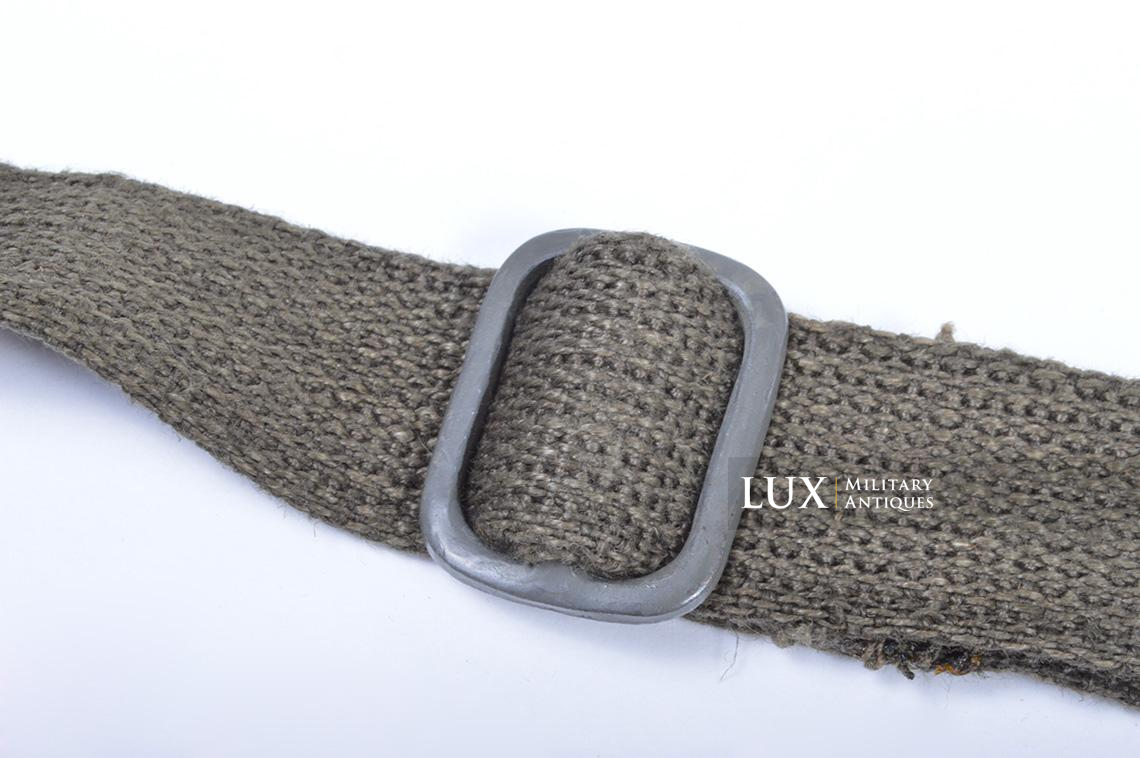 Unissued late war German paratrooper gas mask carrying bag, « ebd » - photo 23