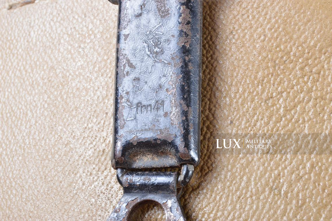 Etui allemand pour jumelles 10x50 en carton pressé bicolore - photo 14