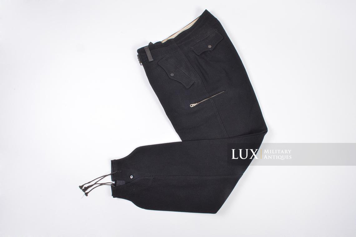 Early Heer issue black panzer trousers, dated 1940 - photo 9