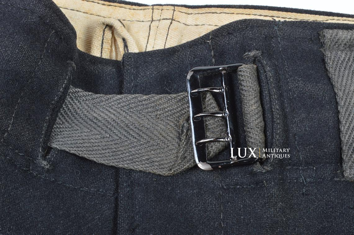 Early Heer issue black panzer trousers, dated 1940 - photo 22