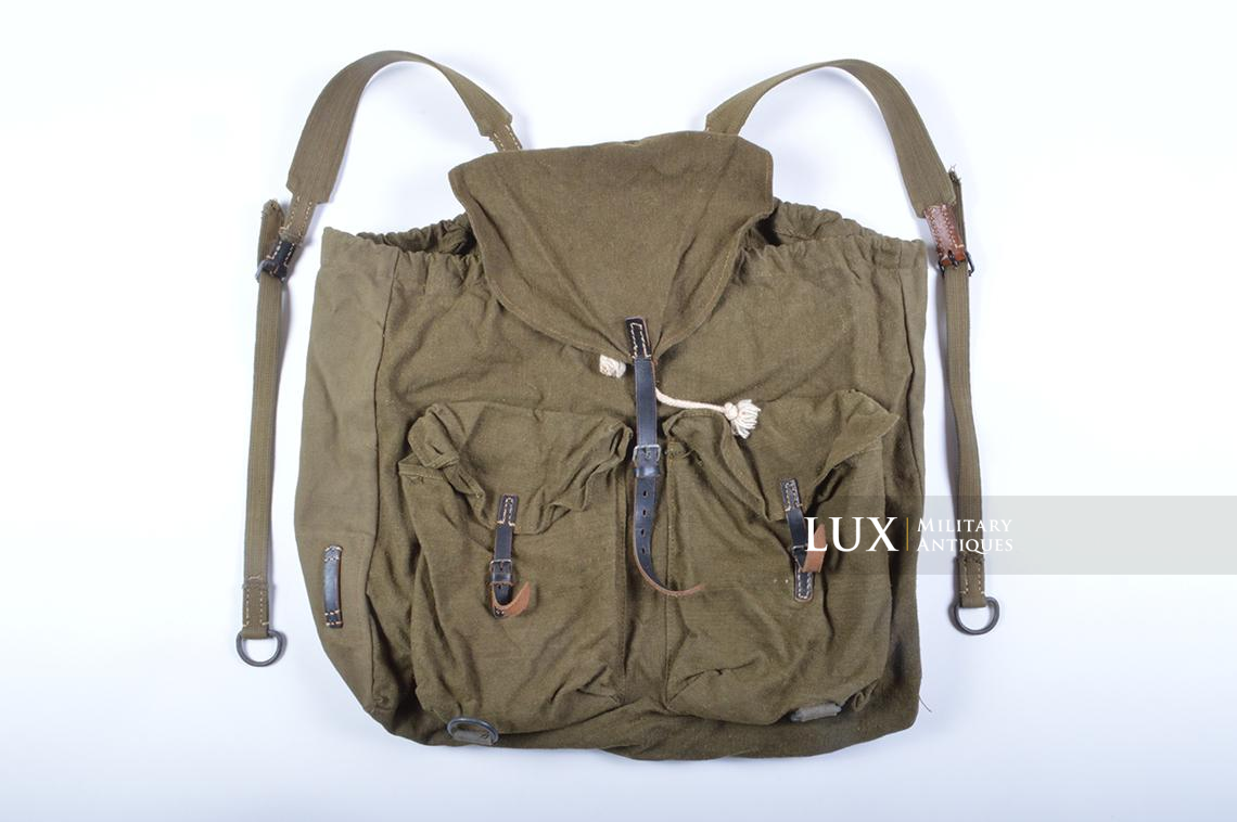 Unissued late-war German combat backpack - photo 4