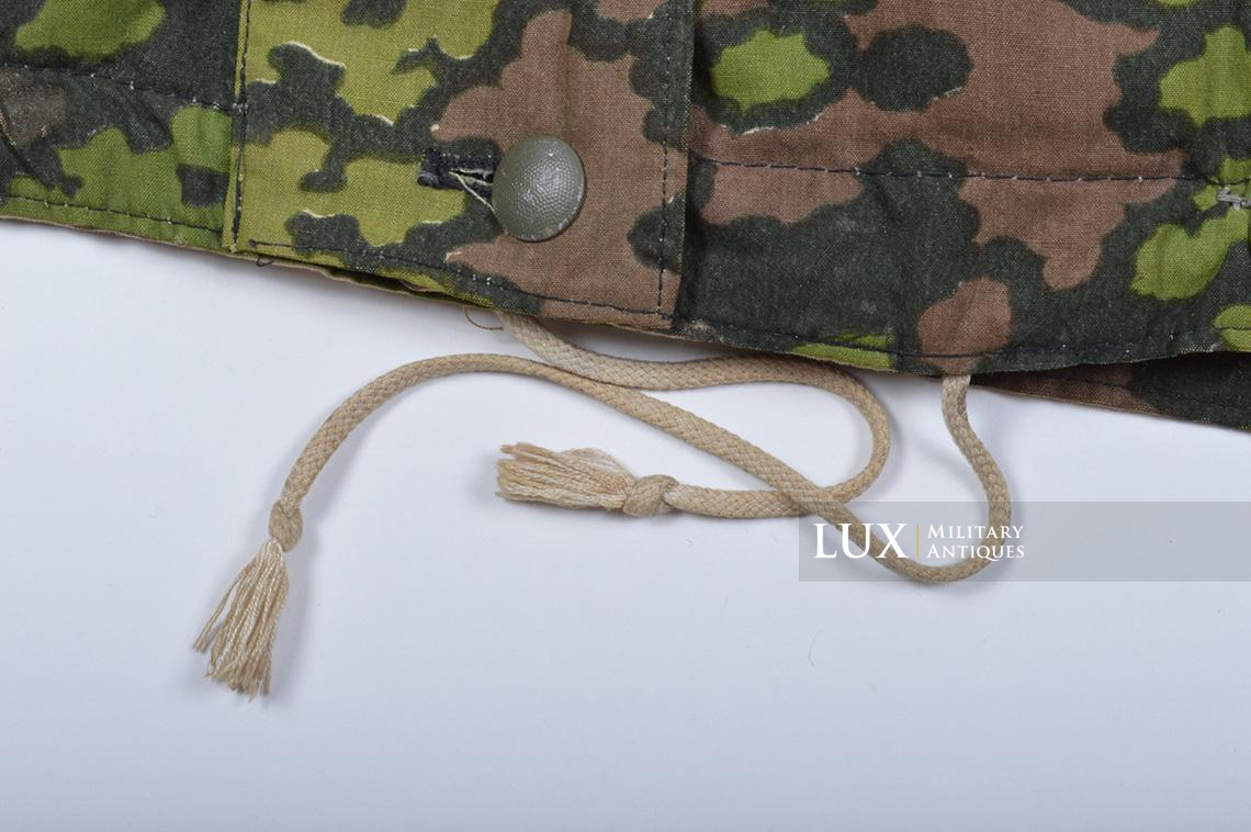 German oak leaf spring pattern reversible Waffen-SS parka and trousers, 1st model - photo 12