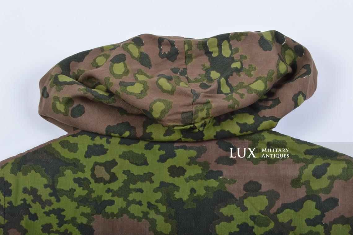 German oak leaf spring pattern reversible Waffen-SS parka and trousers, 1st model - photo 15