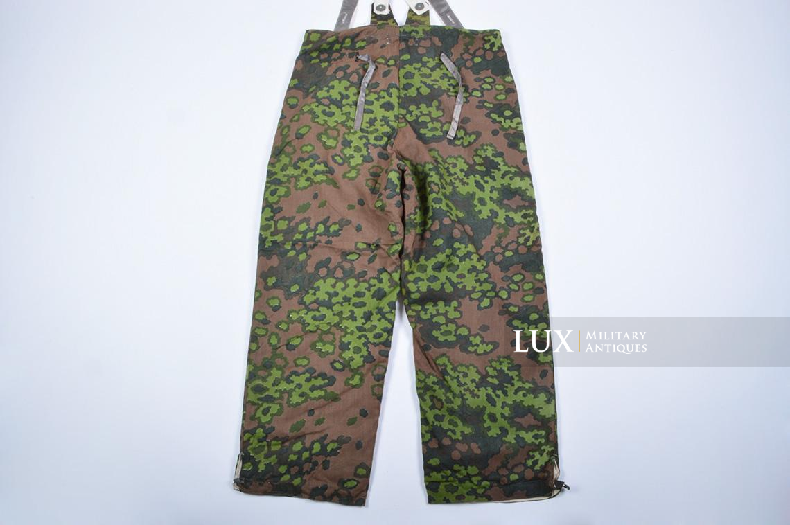German oak leaf spring pattern reversible Waffen-SS parka and trousers, 1st model - photo 46