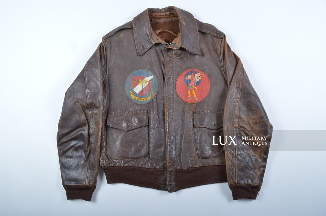 USAAF type A-2 Painted Flight Jacket « LT. RICHARD D. LODGE » Grouping , 859th Bomb Squadron , 8th Air Force , ETO - photo 9