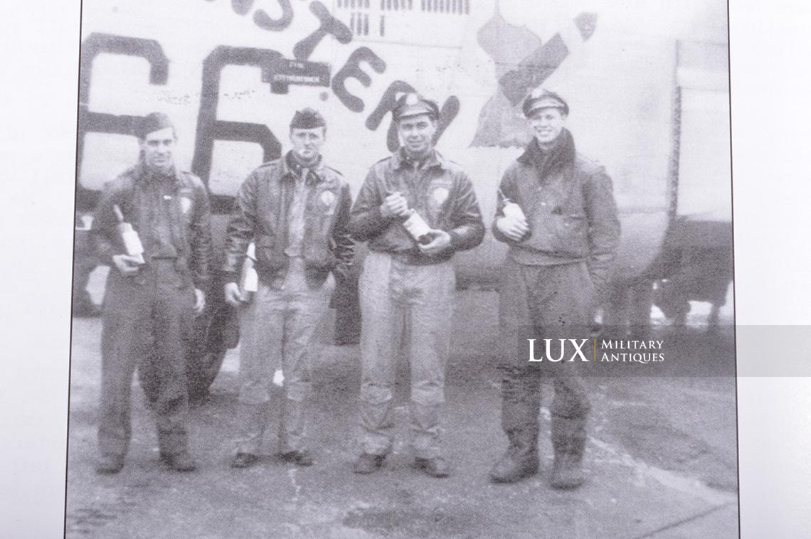 USAAF type A-2 Painted Flight Jacket « LT. RICHARD D. LODGE » Grouping , 859th Bomb Squadron , 8th Air Force , ETO - photo 70