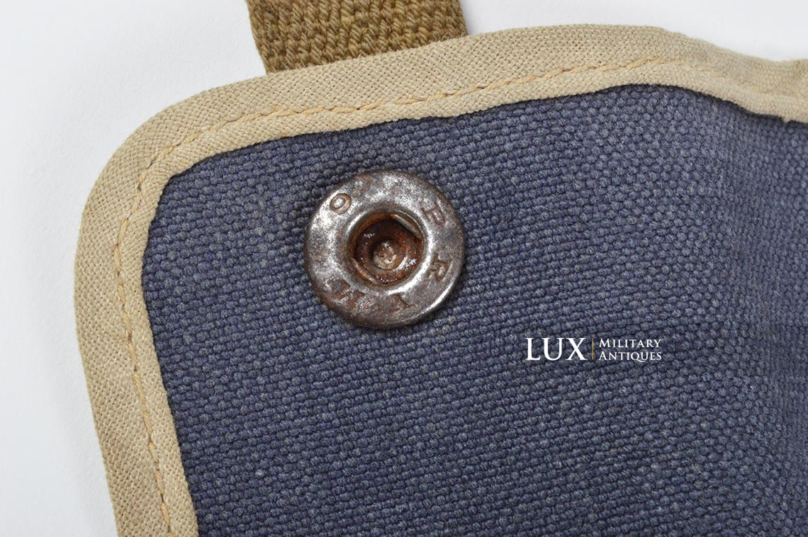 German paratrooper « Fallschirmjäger » gas mask carrying bag in rare blue fabric. - photo 29