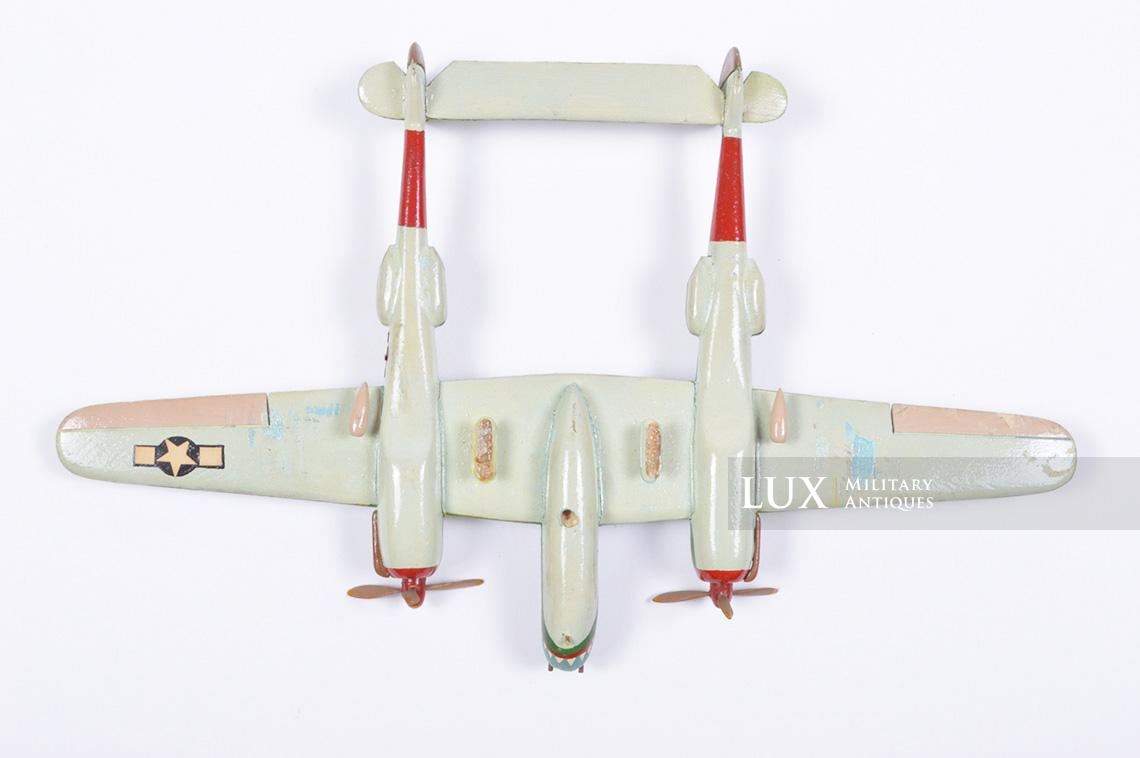 Spectaculaire maquette en bois d’un P-38 Lighting « Souvenir de Guerre » - photo 21