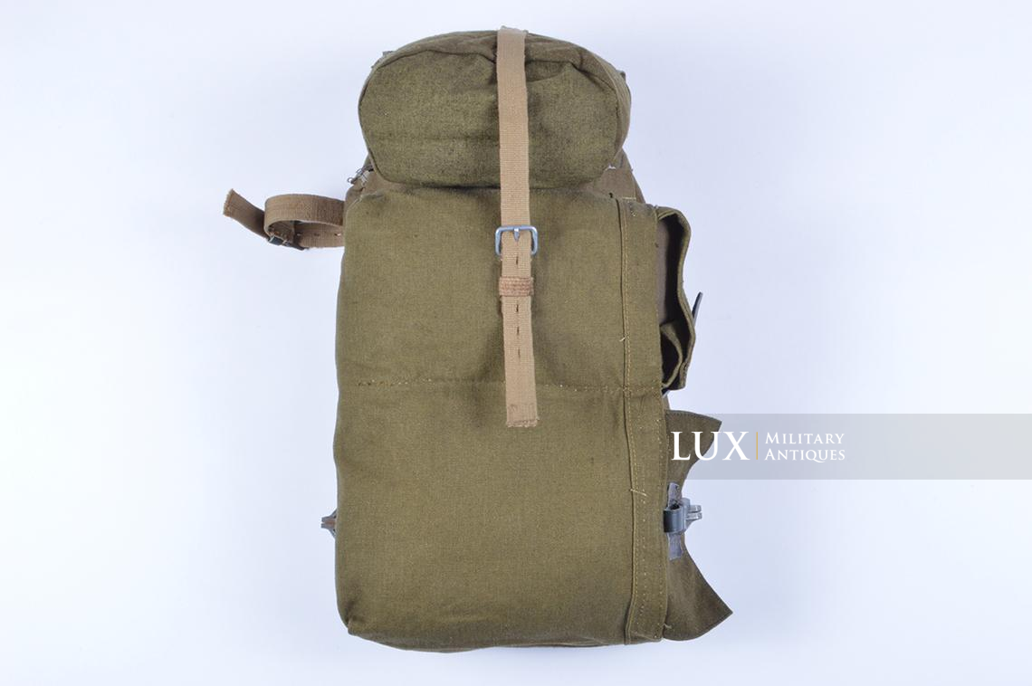 German late war pioneer combat assault pouch set & backpack - photo 8