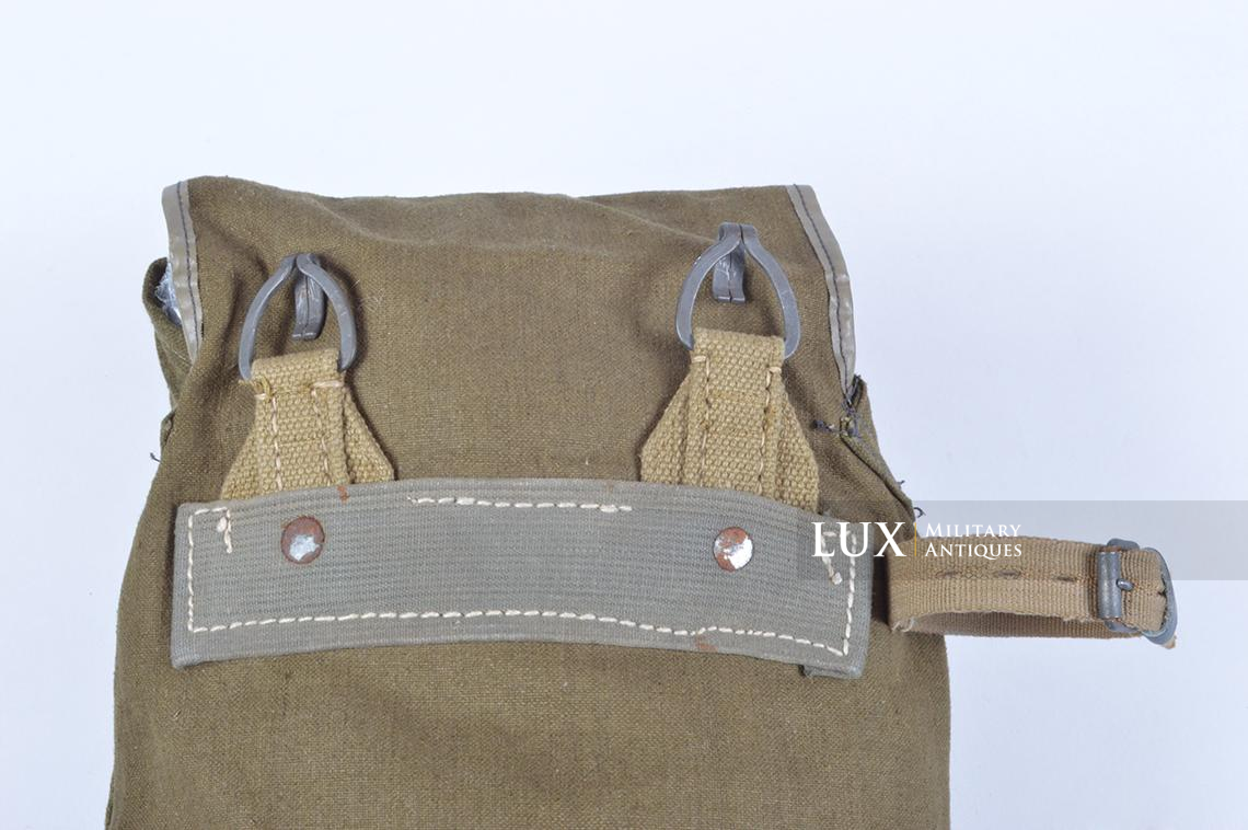 German late war pioneer combat assault pouch set & backpack - photo 12