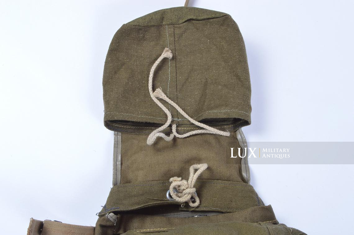 German late war pioneer combat assault pouch set & backpack - photo 25