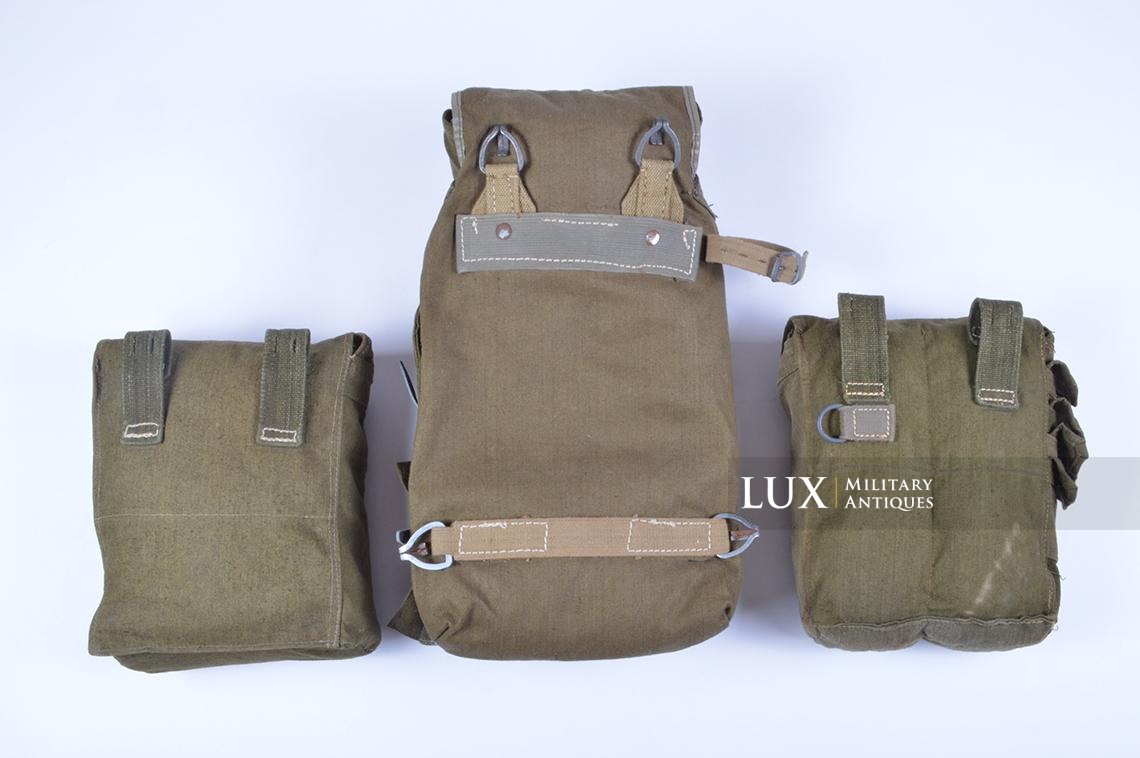 German late war pioneer combat assault pouch set & backpack - photo 7