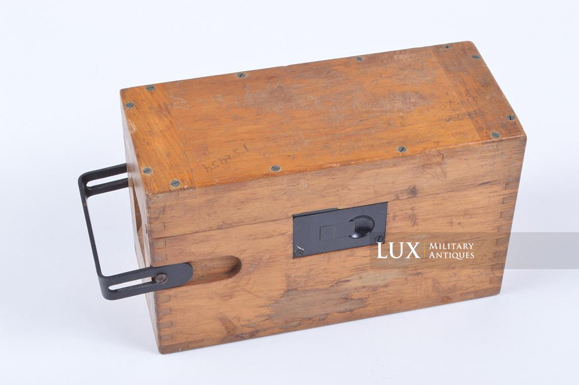 German Luftwaffe Siemens 100FK gun camera 16mm film cassettes - photo 8