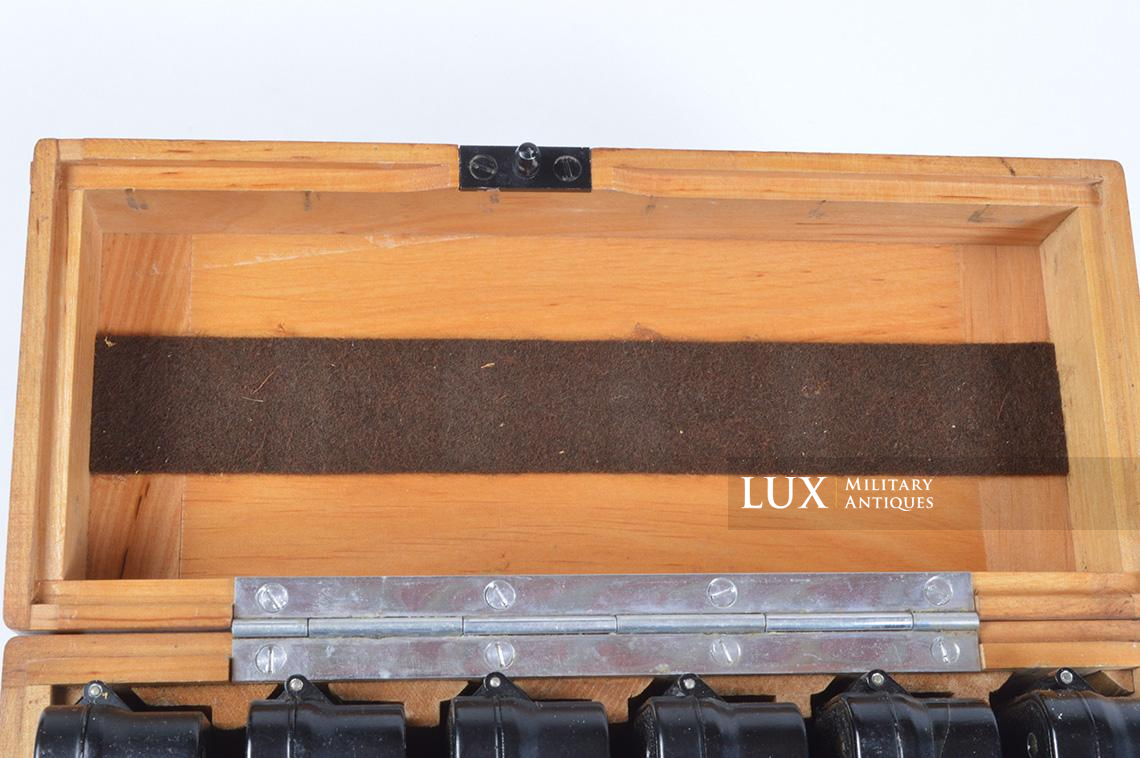 German Luftwaffe Siemens 100FK gun camera 16mm film cassettes - photo 17