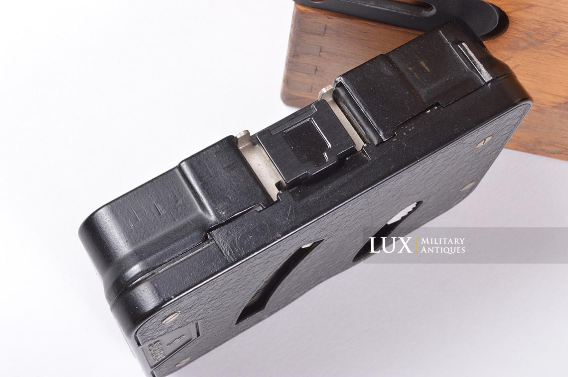 German Luftwaffe Siemens 100FK gun camera 16mm film cassettes - photo 22