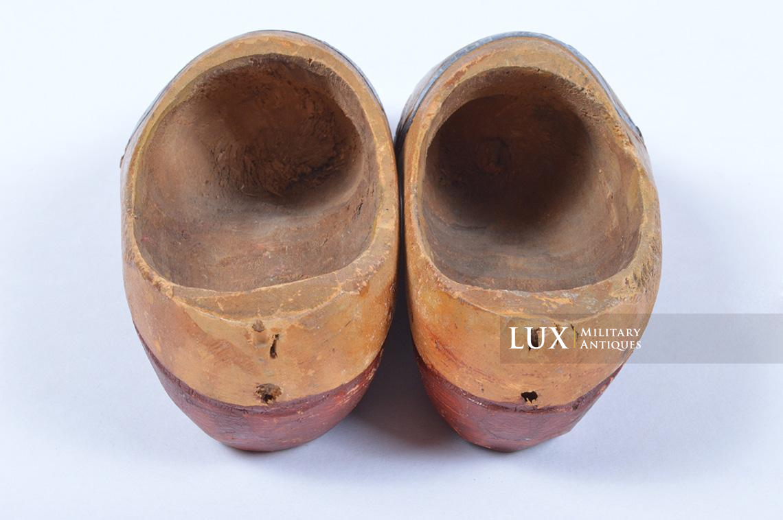 Liberation of Belgium souvenir wooden shoes - photo 8