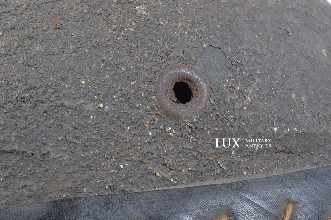 M40 Luftwaffe « Chunky » camouflage helmet, band attachment, Normandy unit marked - photo 20