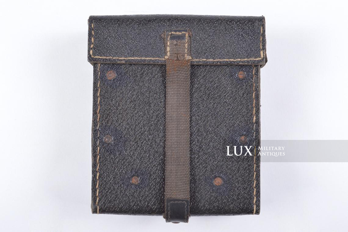 MG34/42 gunner's belt pouch in black pressed cardboard, « fuq1945 » - photo 4