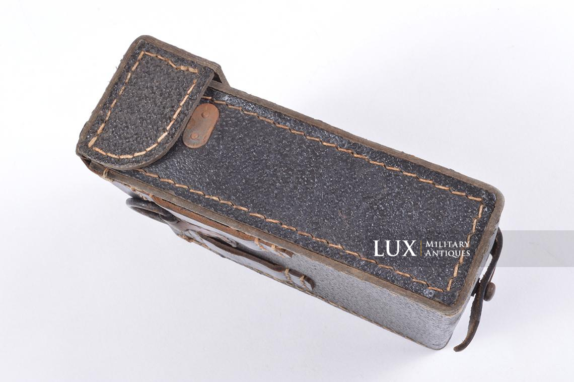 MG34/42 gunner's belt pouch in black pressed cardboard, « fuq1945 » - photo 9