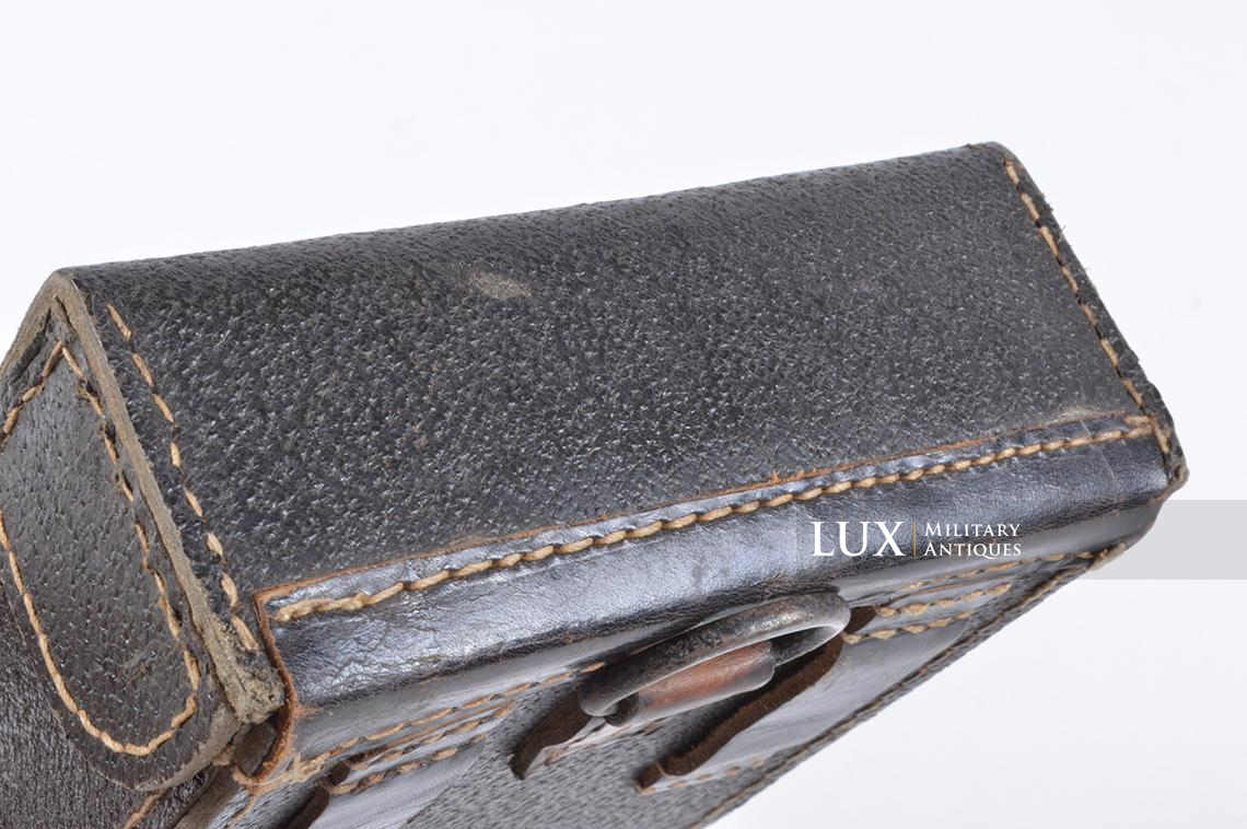 MG34/42 gunner's belt pouch in black pressed cardboard, « fuq1945 » - photo 12