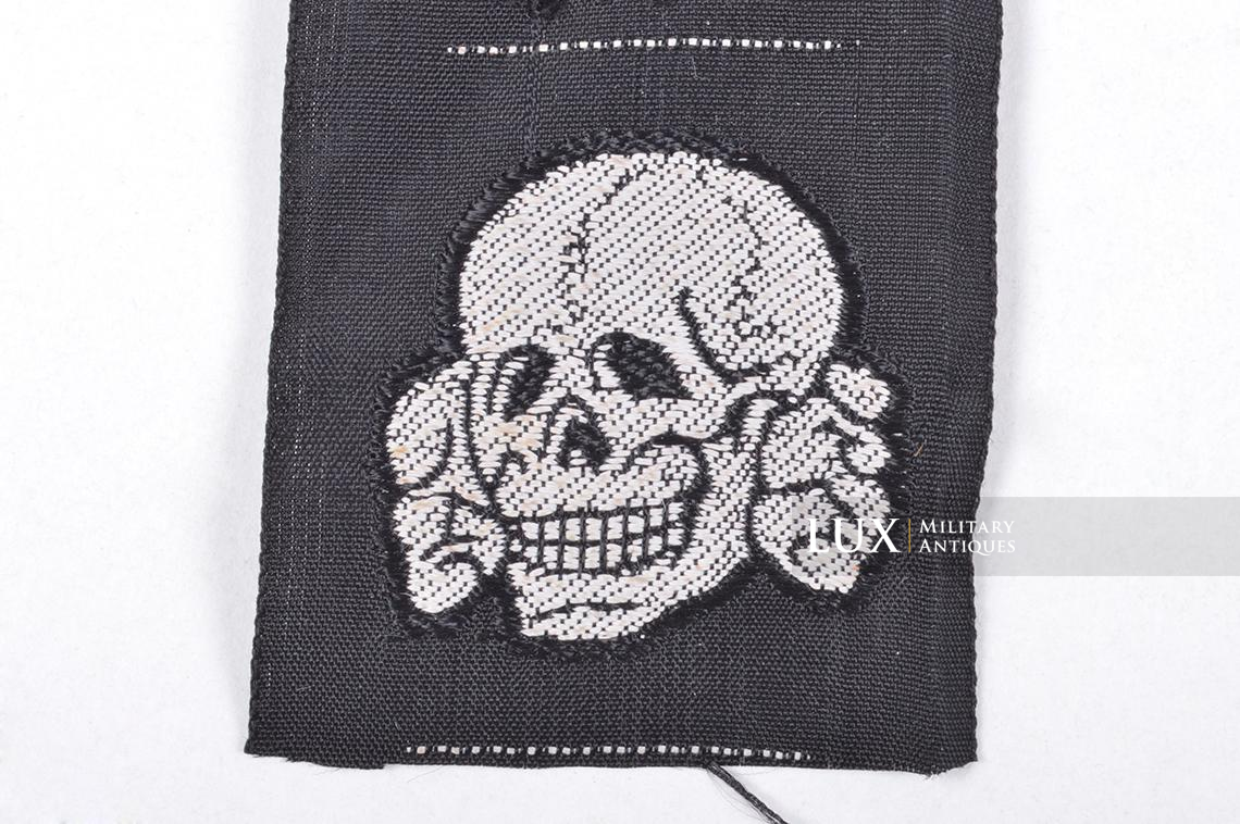 Unissued Waffen-SS bevo skulls - photo 11