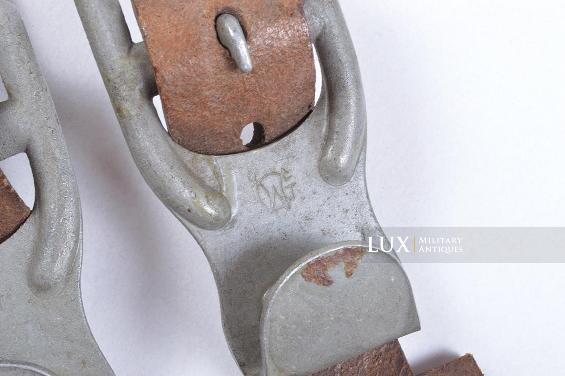 Unissued early-war Kriegsmarine Y-straps in natural brown leather, dated 1939 - photo 9