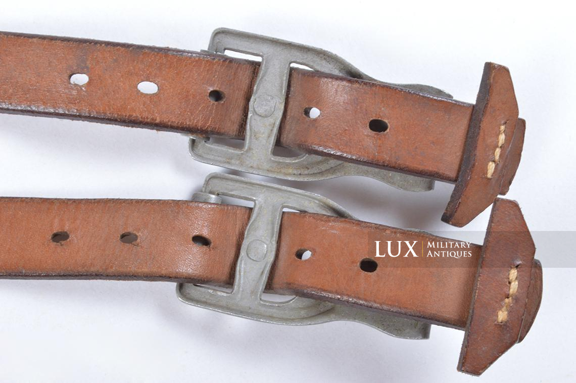 Unissued early-war Kriegsmarine Y-straps in natural brown leather, dated 1939 - photo 16