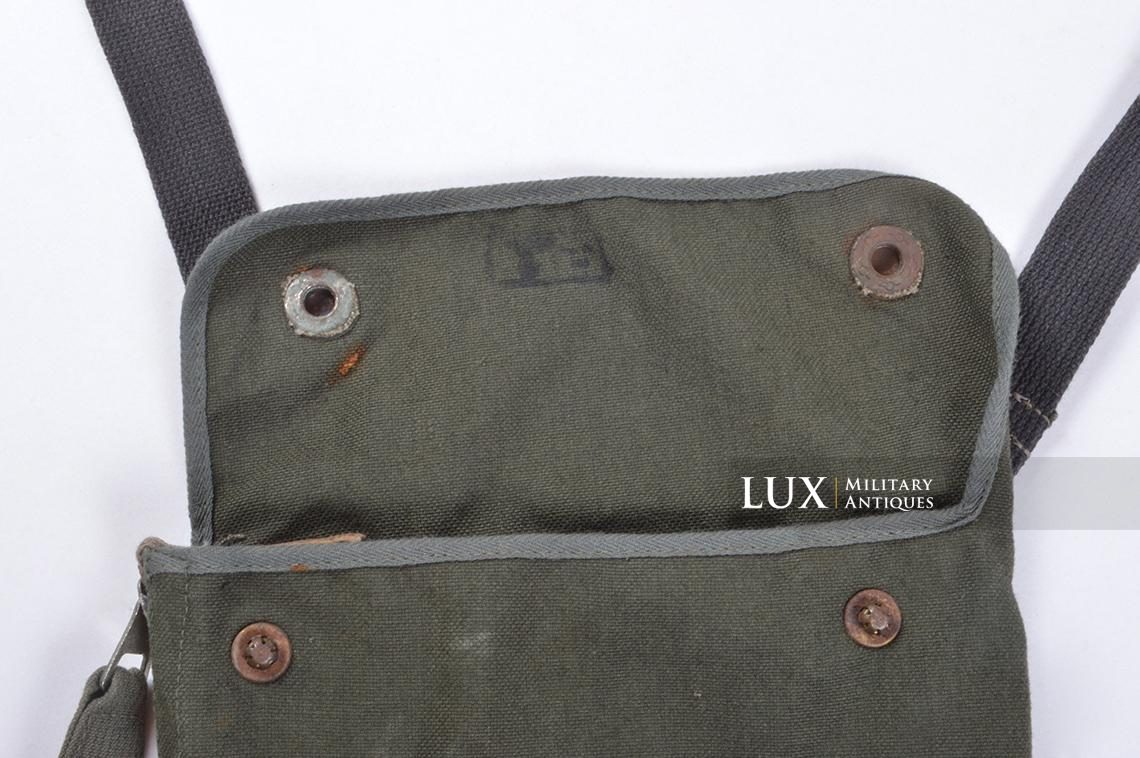 Early German paratrooper gas mask carrying bag, « BWZ » - photo 23