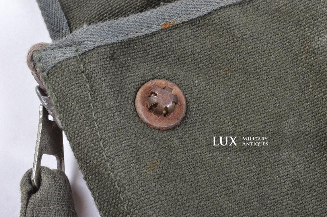 Early German paratrooper gas mask carrying bag, « BWZ » - photo 28
