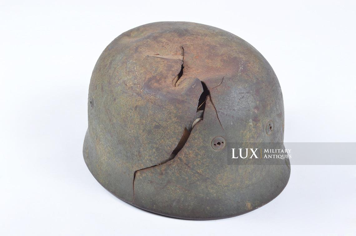 M38 Fallschirmjäger battle damaged double decal combat helmet in « FJR6 » camouflage - photo 14