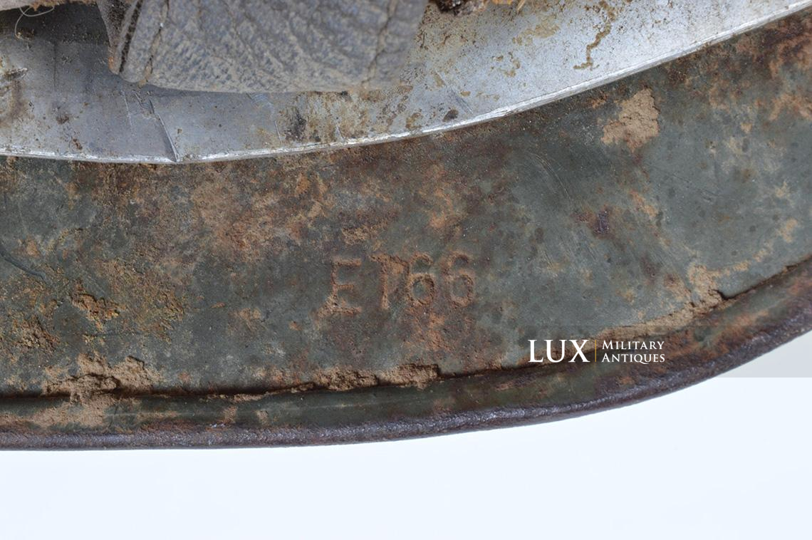 M38 Fallschirmjäger battle damaged double decal combat helmet in « FJR6 » camouflage - photo 39