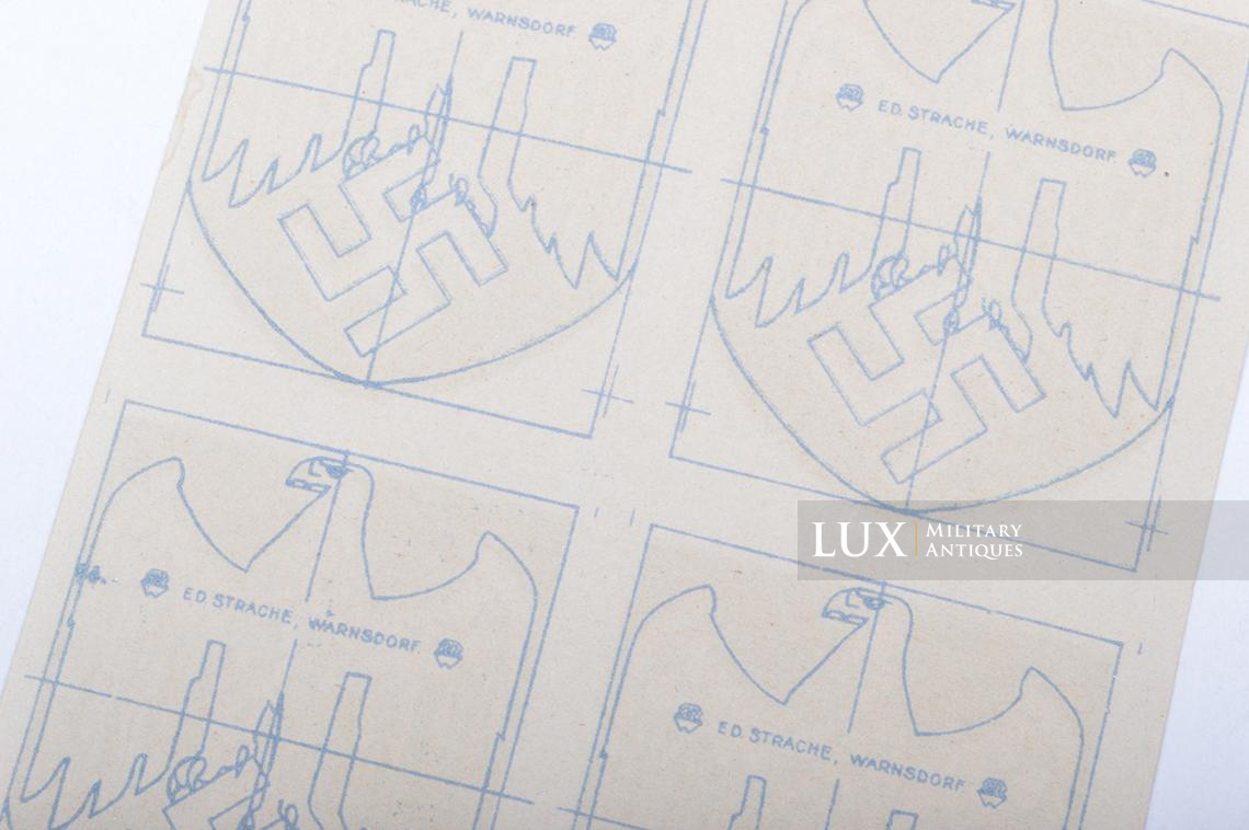 German unapplied Heer combat helmet decals « ED STRACHE / WARNSDORF » - photo 9