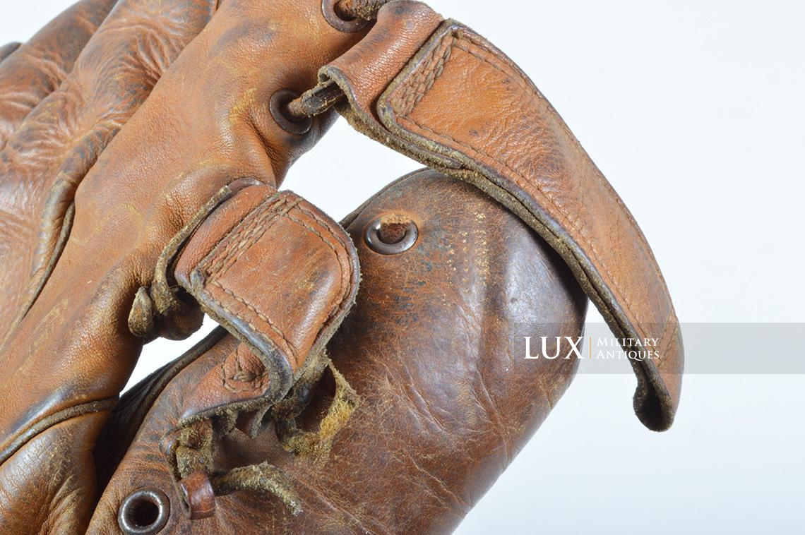 U.S. Army issued softball players mitt - Lux Military Antiques - photo 12