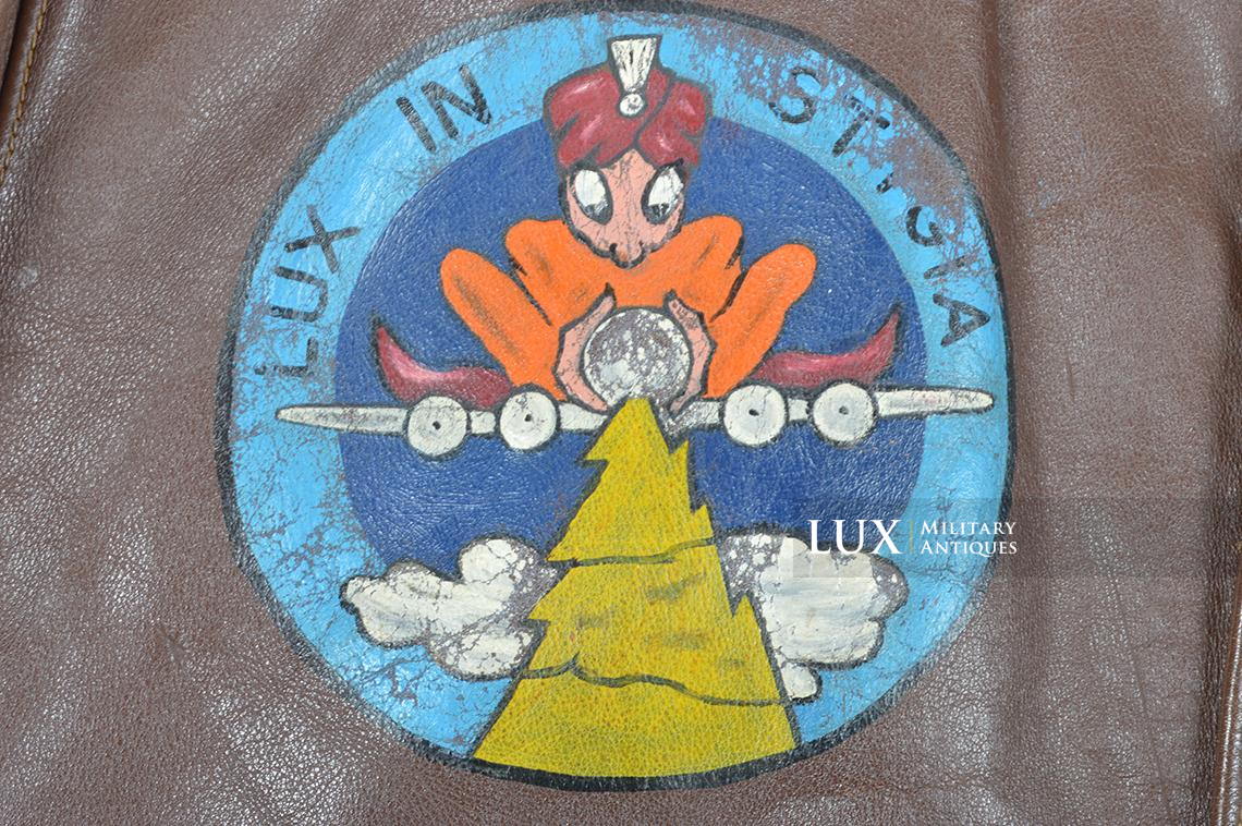 USAAF type A-2 painted flight jacket « Lt Robert L. Gilkey » Grouping , 486th Bomb Group Heavy / 835th Bomb Squadron , 8th Air Force , ETO - photo 10
