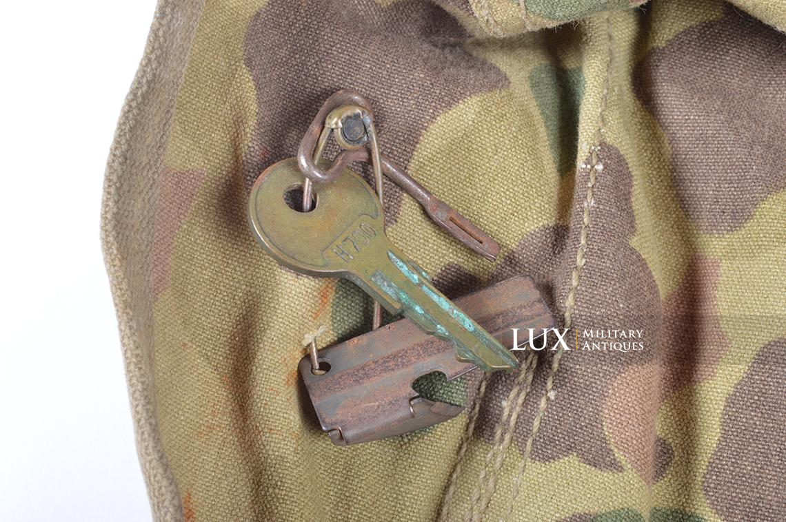 US Army M1943 camouflage canvas jungle pack - photo 13