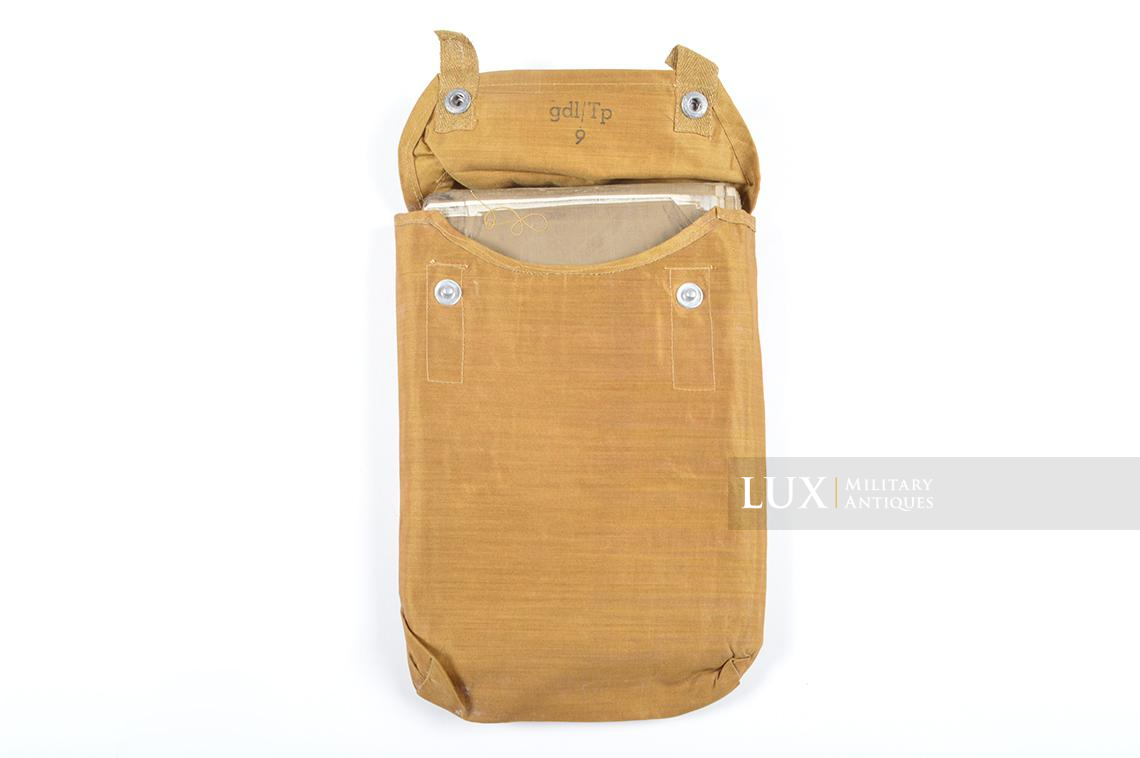 German tropical anti-gas cape & pouch - Lux Military Antiques - photo 13