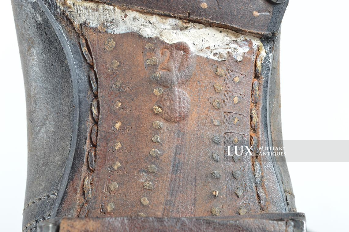 Late-war Heer/Waffen-SS issue riding boots - photo 14