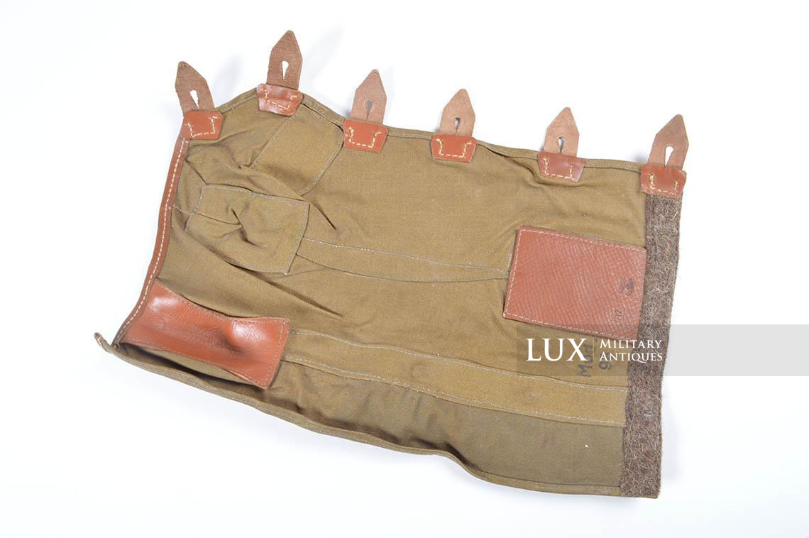 Unissued German K98 tan oilskin receiver cover - photo 18