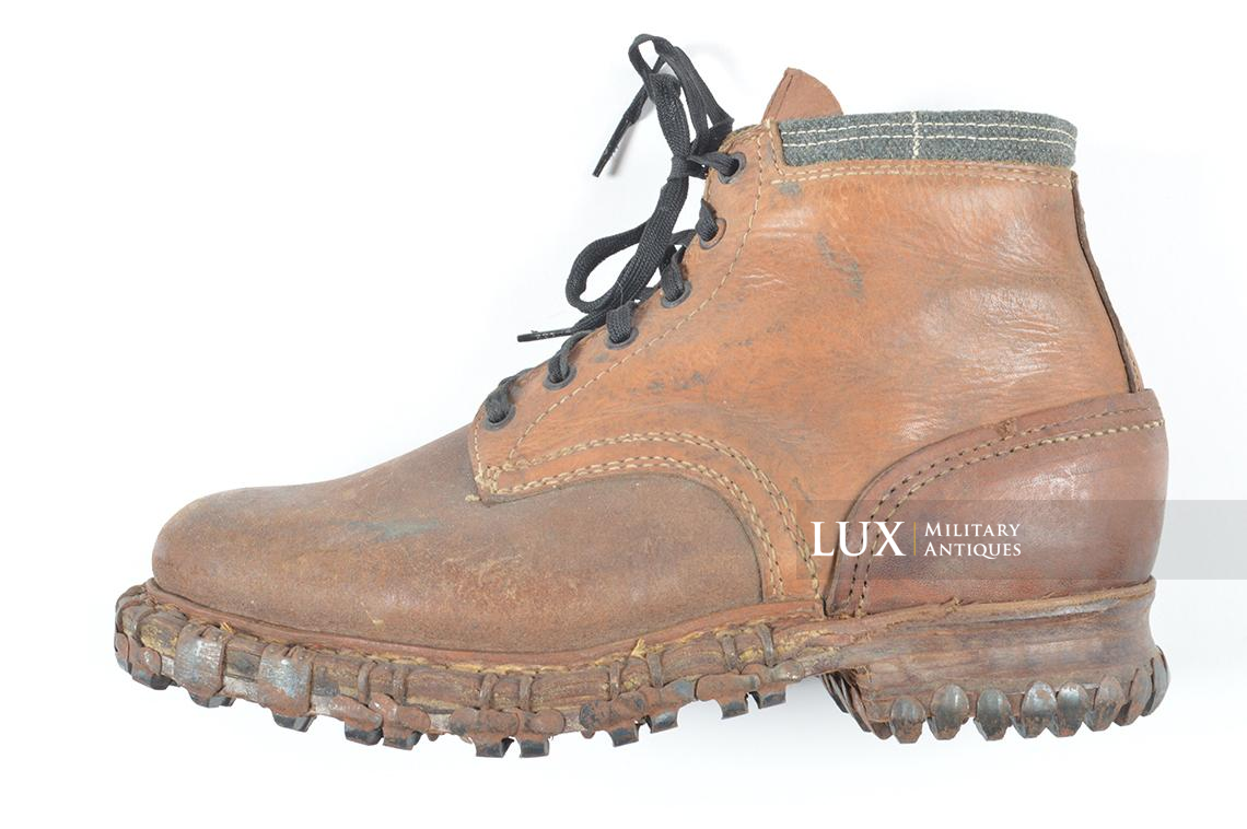 Unissued German mountain trooper's « Gebirgsjäger » ankle boots - photo 7
