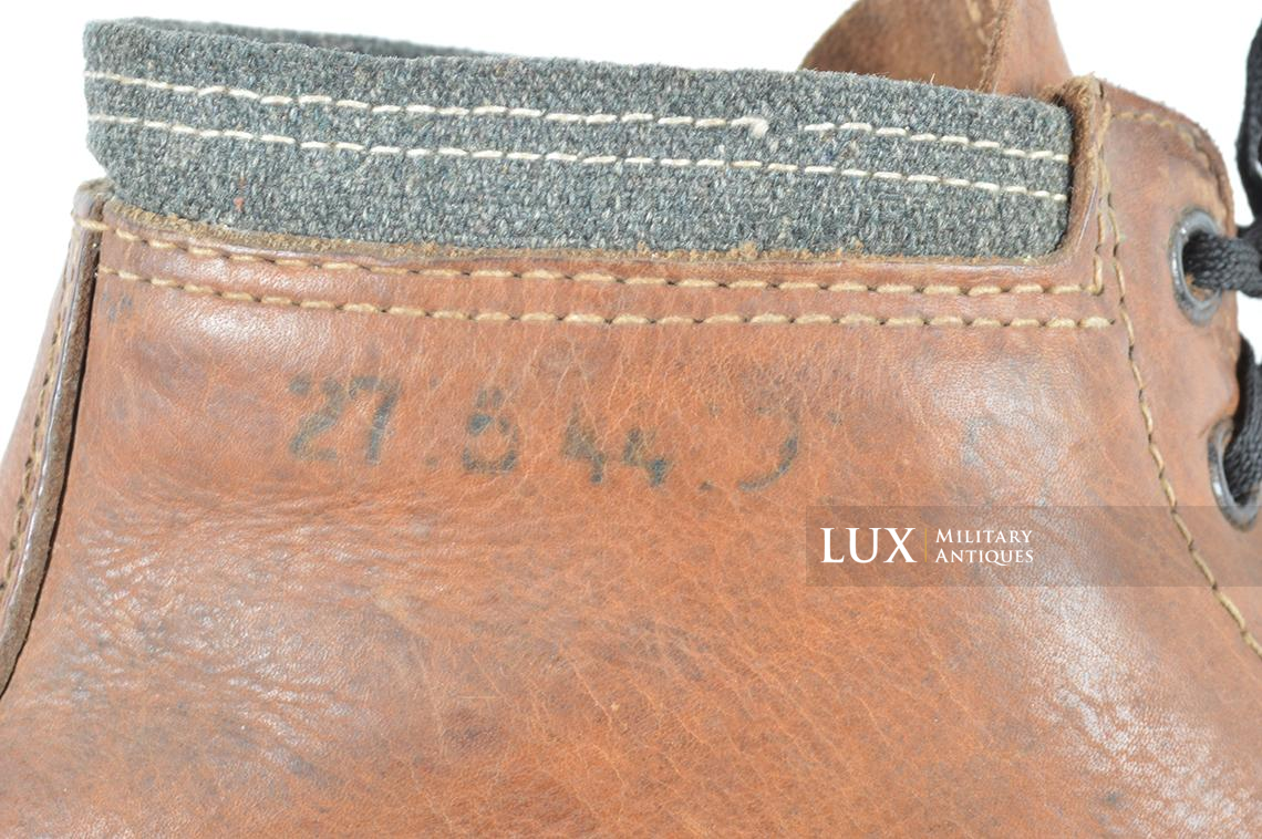 Unissued German mountain trooper's « Gebirgsjäger » ankle boots - photo 14