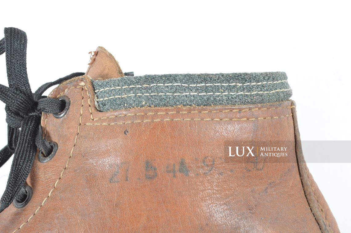 Unissued German mountain trooper's « Gebirgsjäger » ankle boots - photo 28