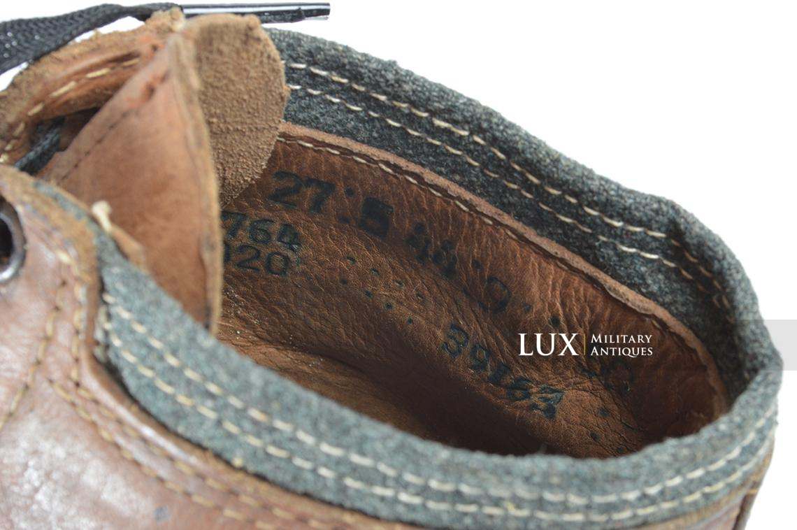 Unissued German mountain trooper's « Gebirgsjäger » ankle boots - photo 30