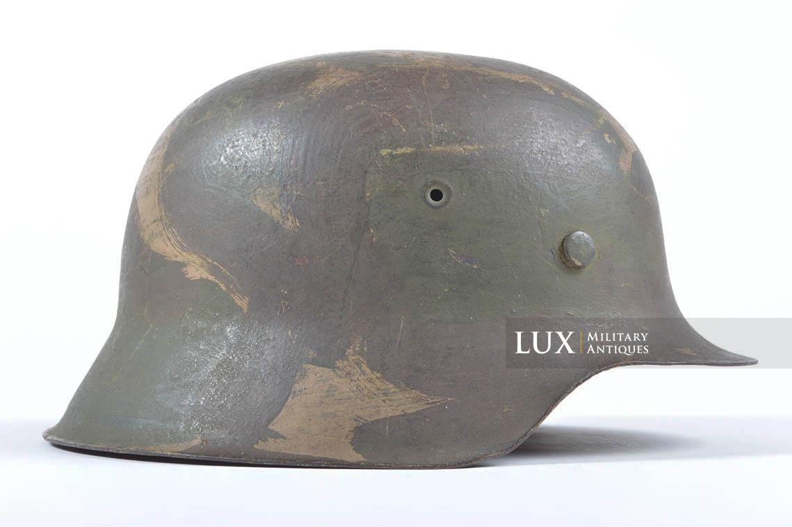 M42 Heer brush three-tone « Normandy » camouflage helmet, named - photo 10