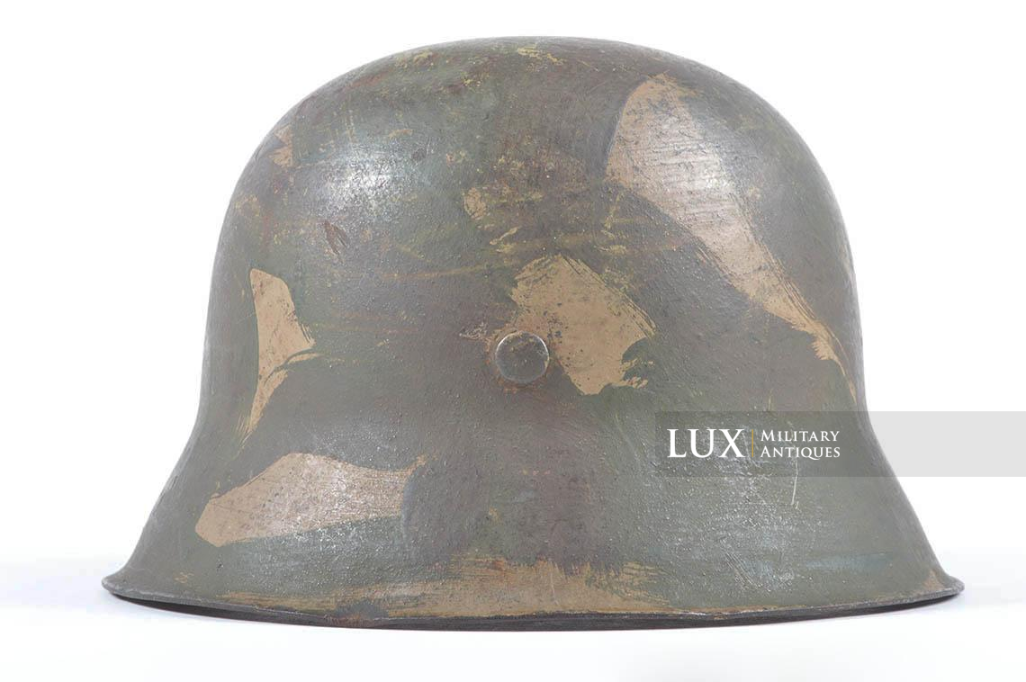 M42 Heer brush three-tone « Normandy » camouflage helmet, named - photo 12