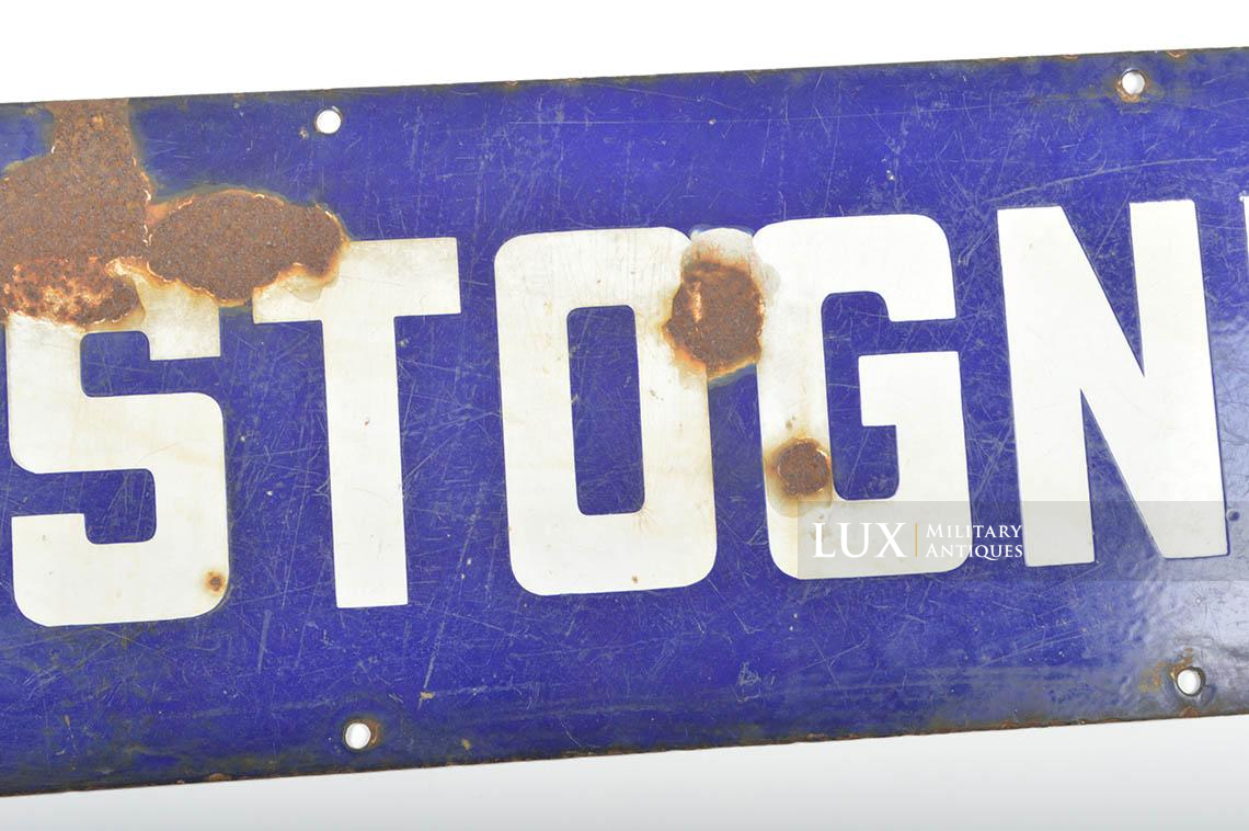 Plaque routière directionnelle « BASTOGNE