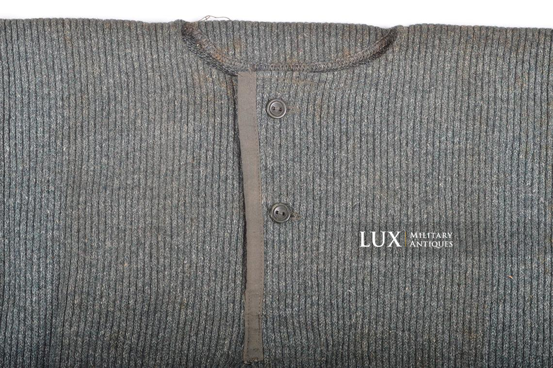 Late-war German issued « low-neck » sweater - photo 7